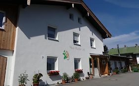 Ferienwohnungen Haus Kunterbunt